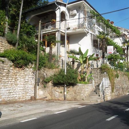 Apartments Edi - Captain'S House Мощеничка-Драга Номер фото