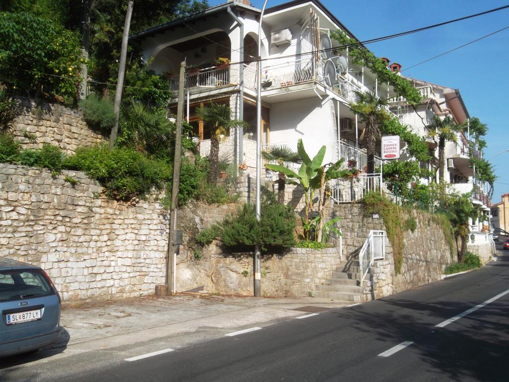 Apartments Edi - Captain'S House Мощеничка-Драга Номер фото